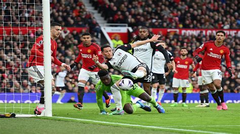 Manchester United vs. Fulham .
